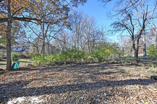 327 Crestline Avenue, Cincinnati, OH 45205