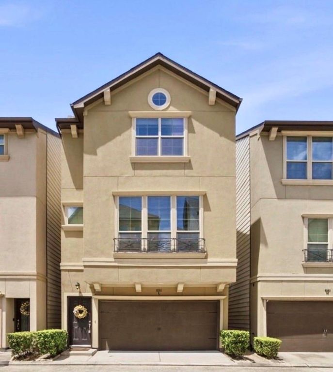 6363 Fairdale Lane L, Houston, TX 77057