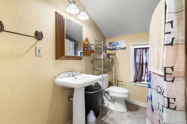 1350 Fm 538, Stockdale, TX 78160