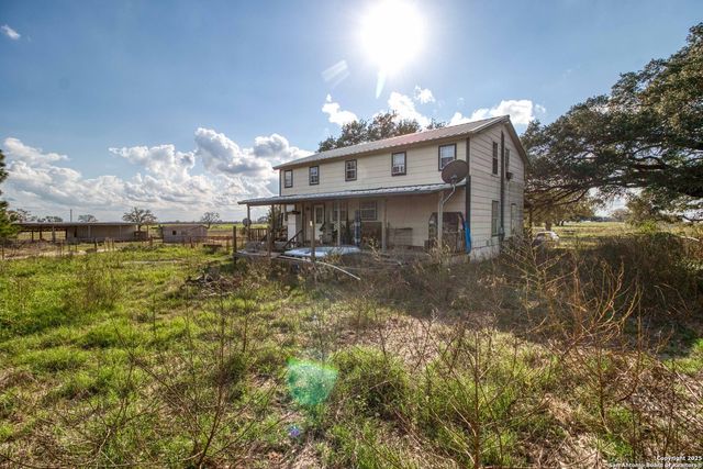 1350 Fm 538, Stockdale, TX 78160