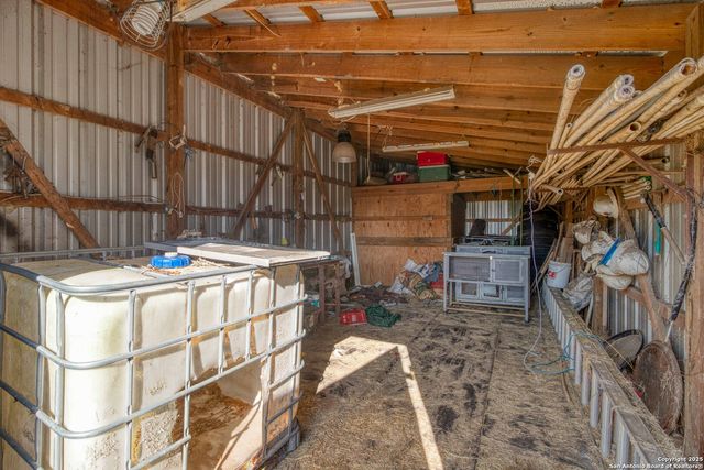 1350 Fm 538, Stockdale, TX 78160