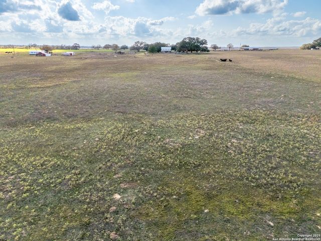 1350 Fm 538, Stockdale, TX 78160