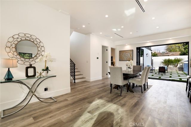 5200 Avenida Oriente, Tarzana, CA 91356