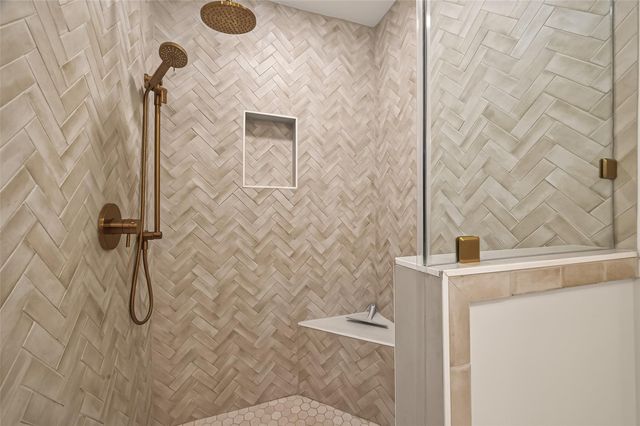 11711 Memorial Drive 659, Houston, TX 77024