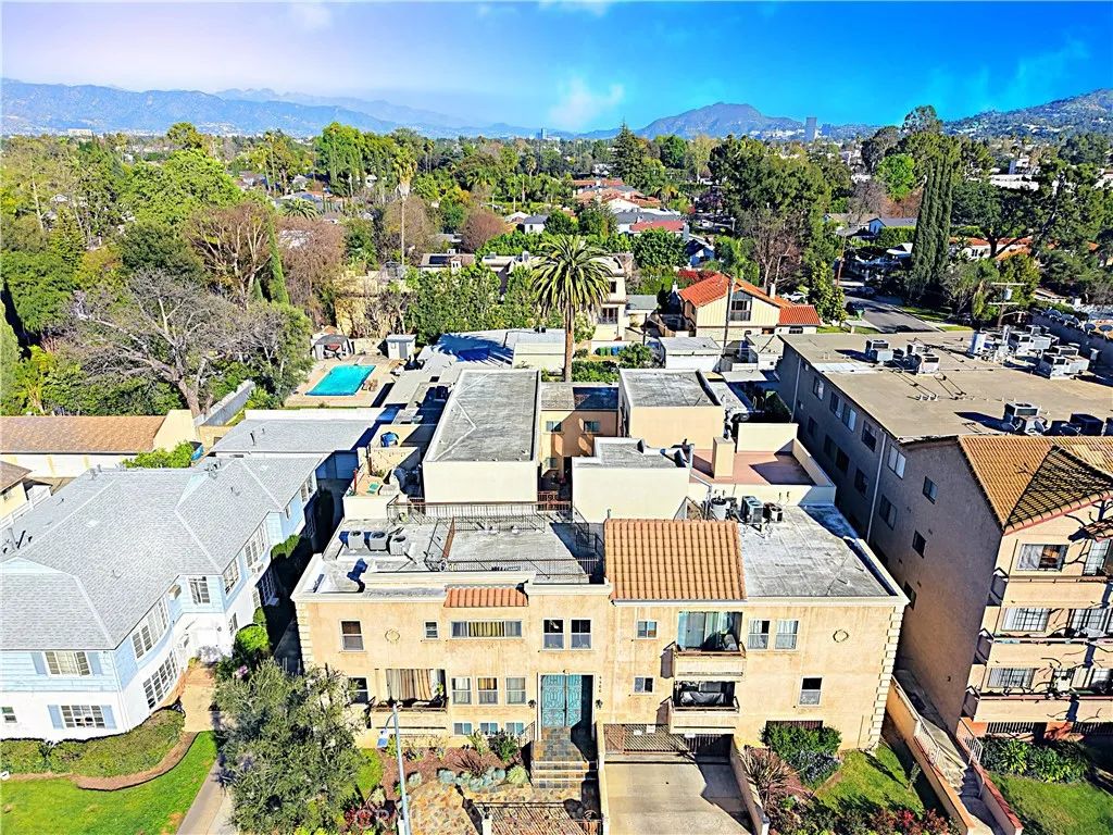 4466 Coldwater Canyon 101, Studio City, CA 91604