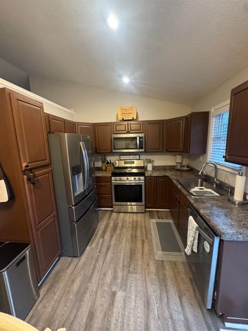 5032 Murphy Road, Flint, MI 48506