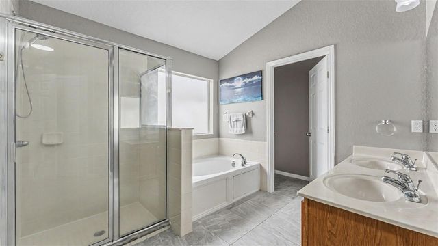 8435 ADELE ROAD, Lakeland, FL 33810