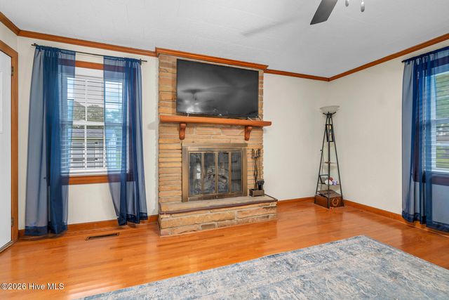 384 Snow Hill Street, Ayden, NC 28513