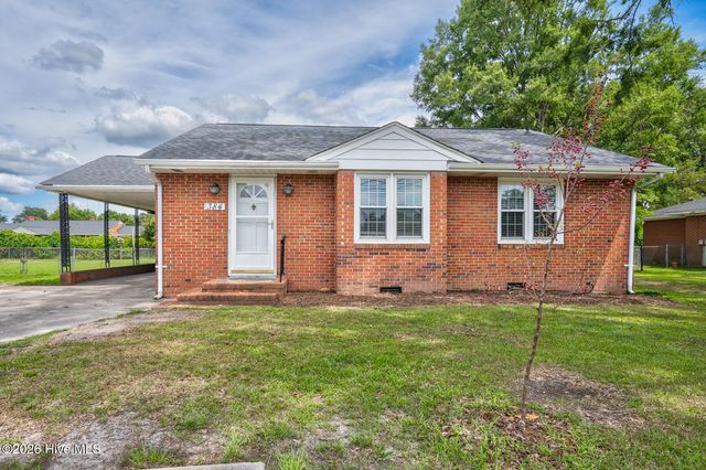 384 Snow Hill Street, Ayden, NC 28513