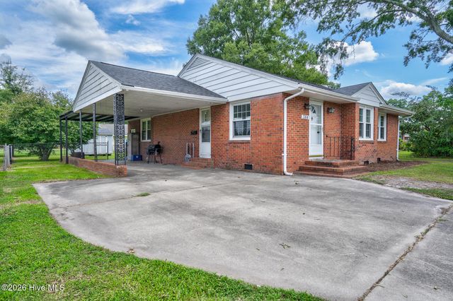 384 Snow Hill Street, Ayden, NC 28513