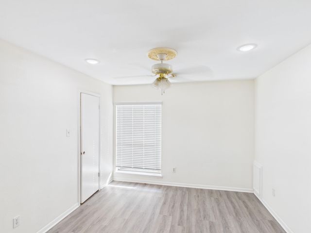 7611 Hopewell Lane, Houston, TX 77071