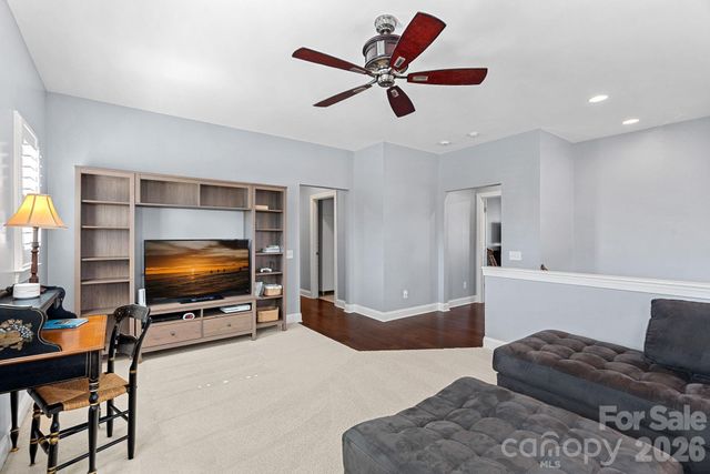 9903 Manor View Drive NW, Concord, NC 28027