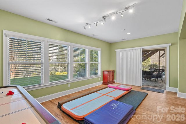 9903 Manor View Drive NW, Concord, NC 28027