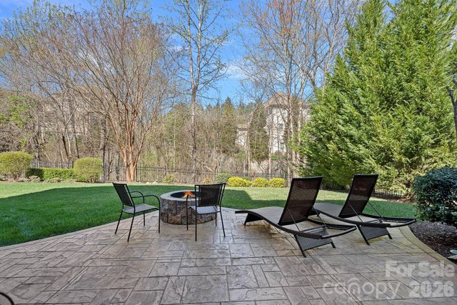 9903 Manor View Drive NW, Concord, NC 28027