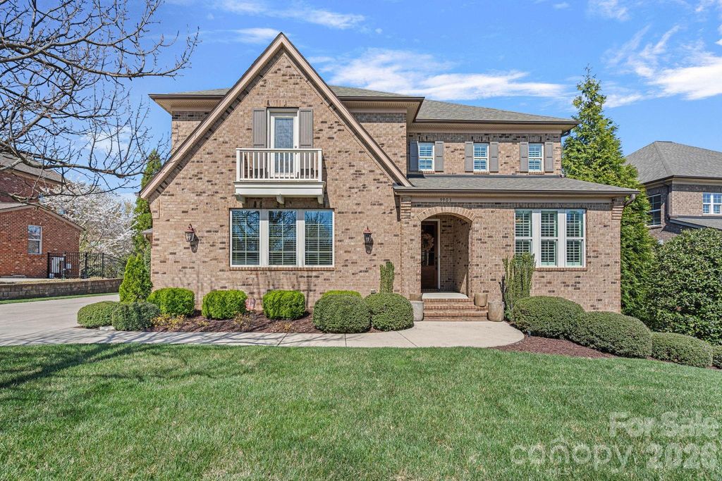 9903 Manor View Drive NW, Concord, NC 28027