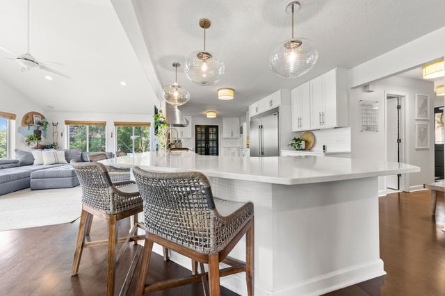 16851 Javelin Avenue, Lakeville, MN 55044