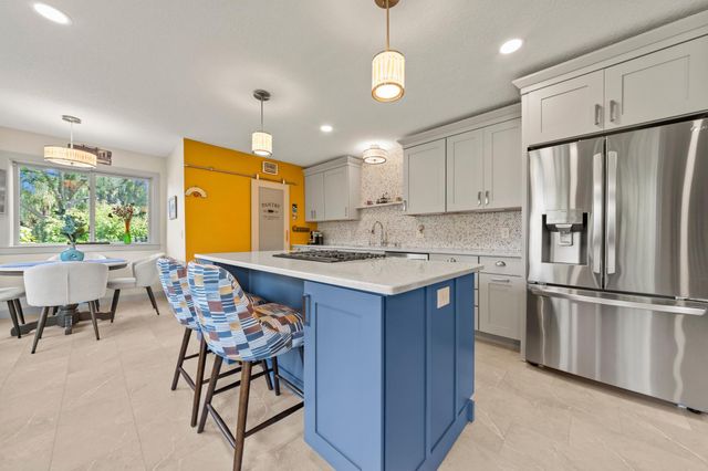 16851 Javelin Avenue, Lakeville, MN 55044