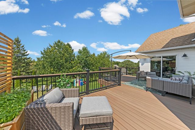 16851 Javelin Avenue, Lakeville, MN 55044