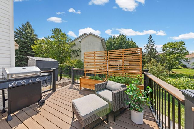 16851 Javelin Avenue, Lakeville, MN 55044