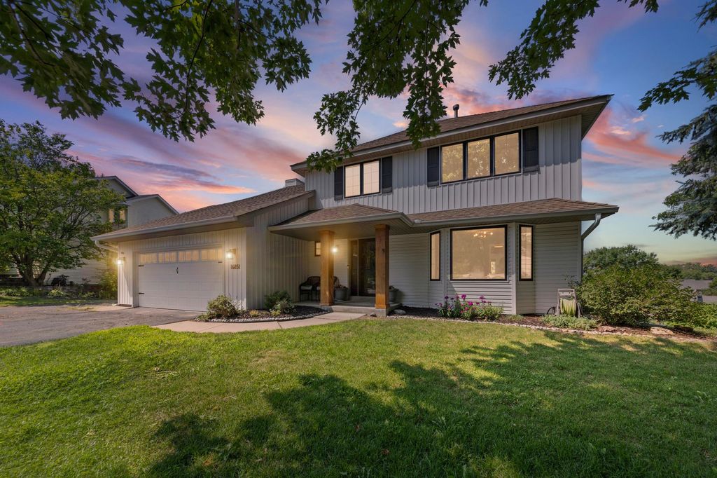 16851 Javelin Avenue, Lakeville, MN 55044