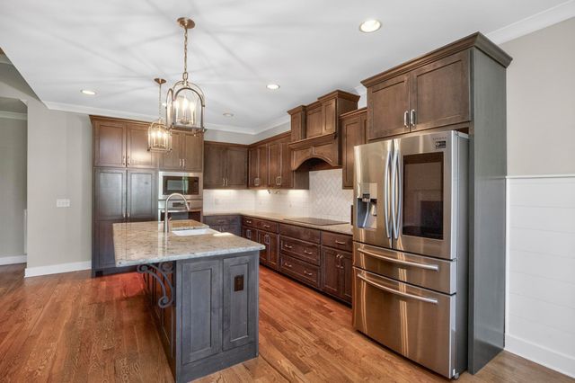 1105 Kittywood Ct, Murfreesboro, TN 37129