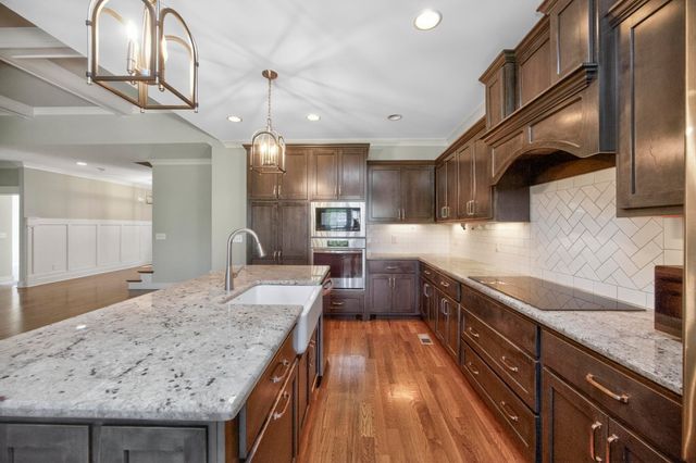 1105 Kittywood Ct, Murfreesboro, TN 37129