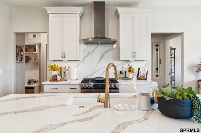 12511 Schirra Circle, Papillion, NE 68046