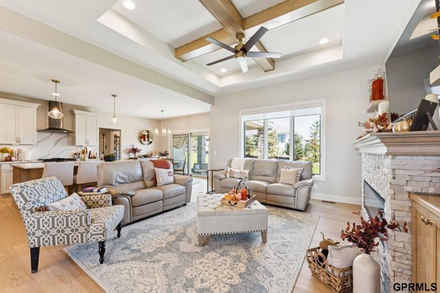 12511 Schirra Circle, Papillion, NE 68046