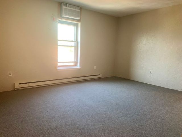 88 Broadway 9, Chelsea, MA 02150