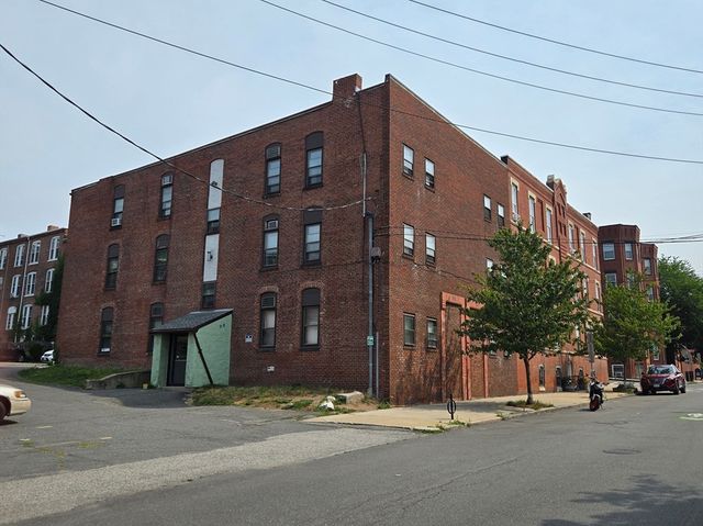 88 Broadway 9, Chelsea, MA 02150