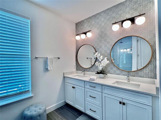 7002 ARNOLDSON STREET, Orlando, FL 32827