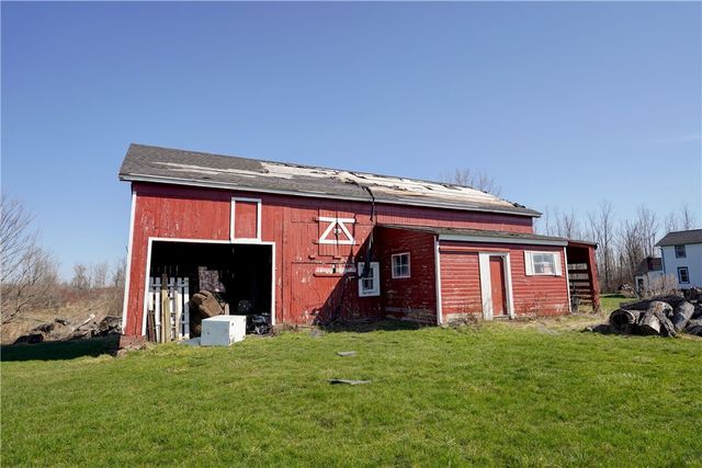 1084 Lawrence Road, Clarkson, NY 14468