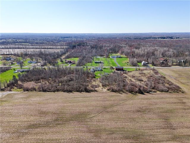 1084 Lawrence Road, Clarkson, NY 14468