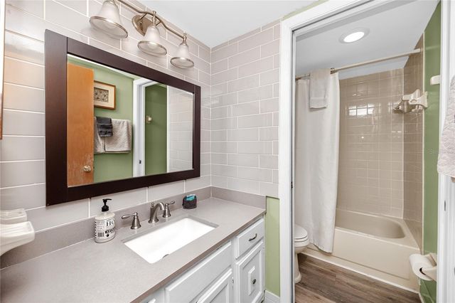 19727 GULF BOULEVARD F1, Indian Shores, FL 33785