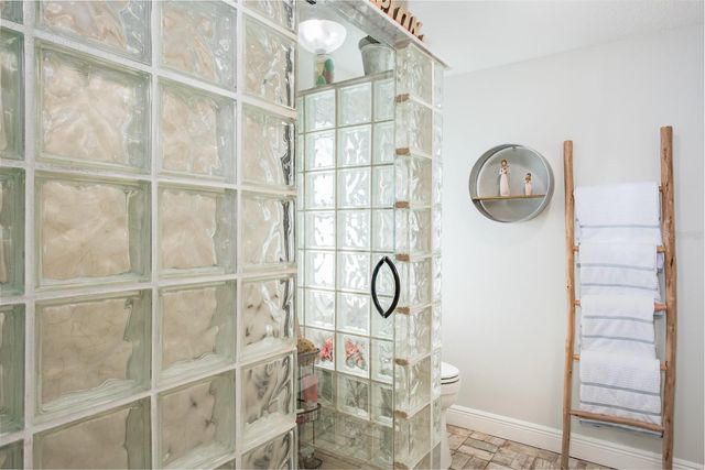 509 LAKEVIEW DRIVE, Oldsmar, FL 34677