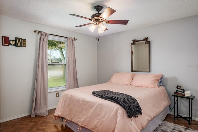 509 LAKEVIEW DRIVE, Oldsmar, FL 34677