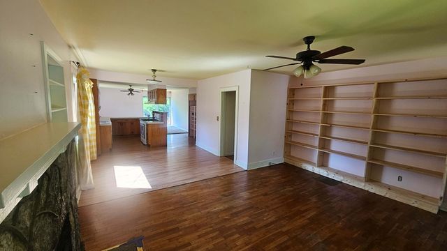 702 W Newman Avenue, Harrison, AR 72601