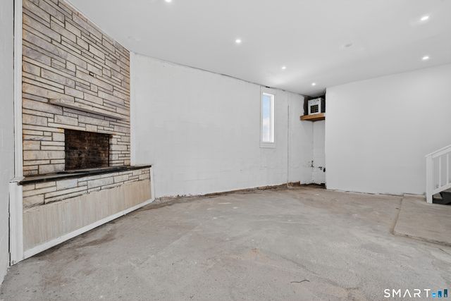 720 Baldwin Street, Waterbury, CT 06706