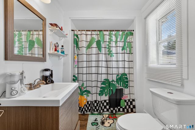 720 Baldwin Street, Waterbury, CT 06706