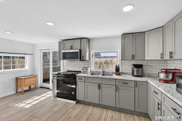 720 Baldwin Street, Waterbury, CT 06706