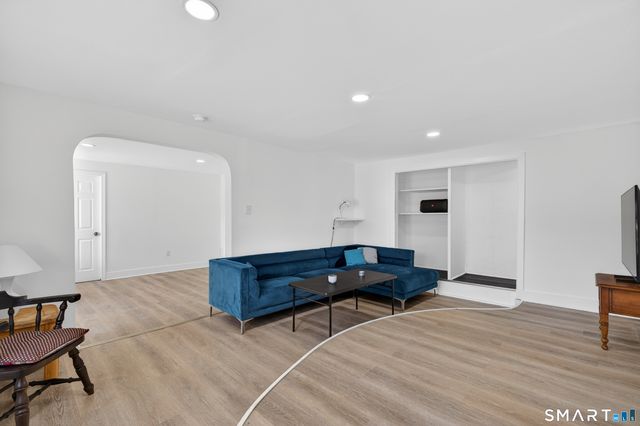 720 Baldwin Street, Waterbury, CT 06706