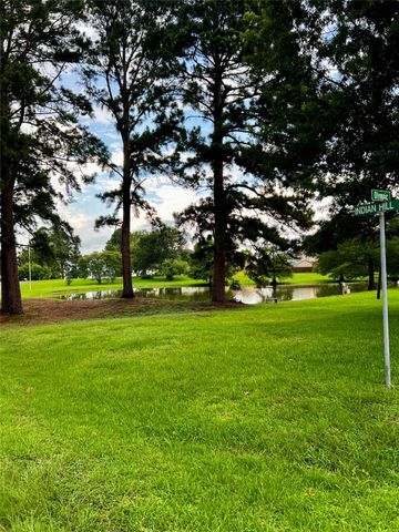 689 Indian Hill Boulevard, Livingston, TX 77351