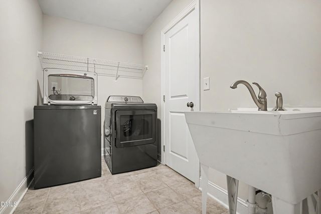 104 Cressida Wds Drive, Holly Springs, NC 27540