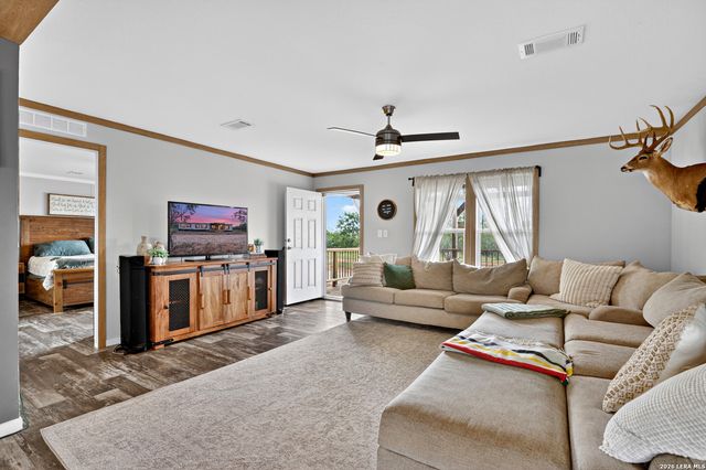 622 County Road 460, Stockdale, TX 78160