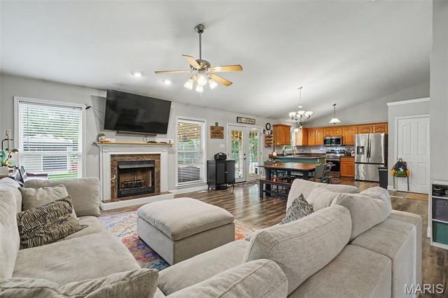 4483 Mockingbird Lane, Hillsboro, MO 63050