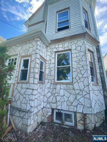 123 Haledon Avenue, Paterson, NJ 07522