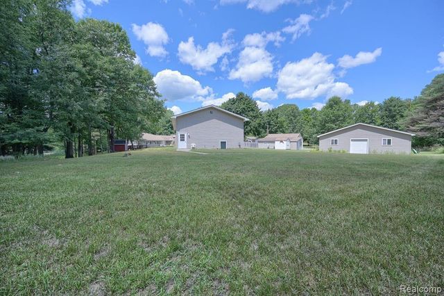 1295 Bald Eagle Lake Road, Ortonville, MI 48462