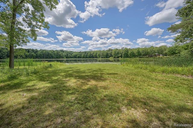 1295 Bald Eagle Lake Road, Ortonville, MI 48462