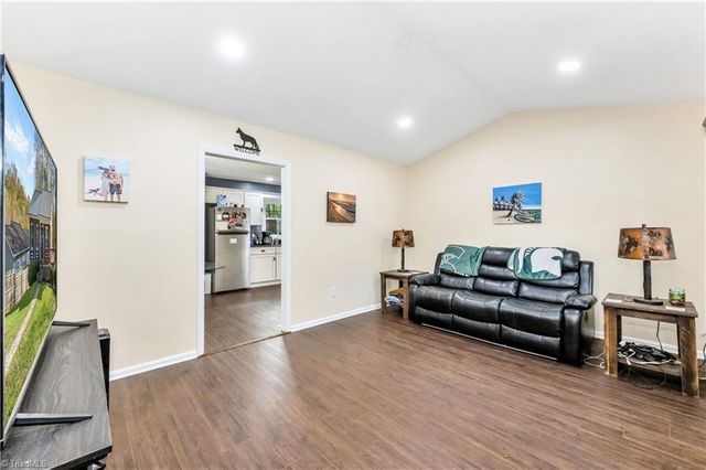 823 Queens NW Street, Lenoir, NC 28645