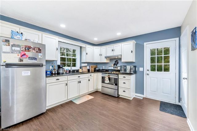 823 Queens NW Street, Lenoir, NC 28645